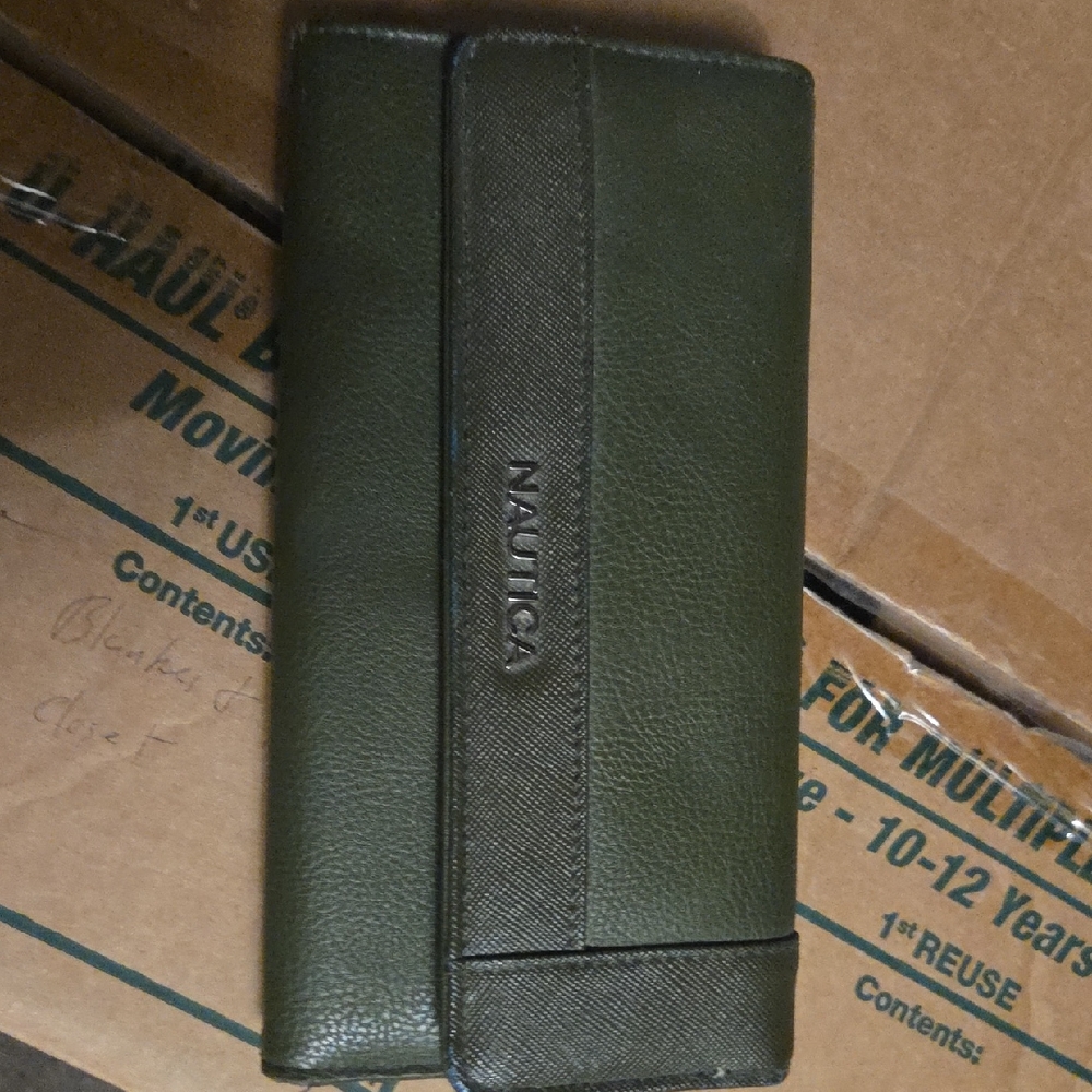 Nautica Olive Green Leather Wallet